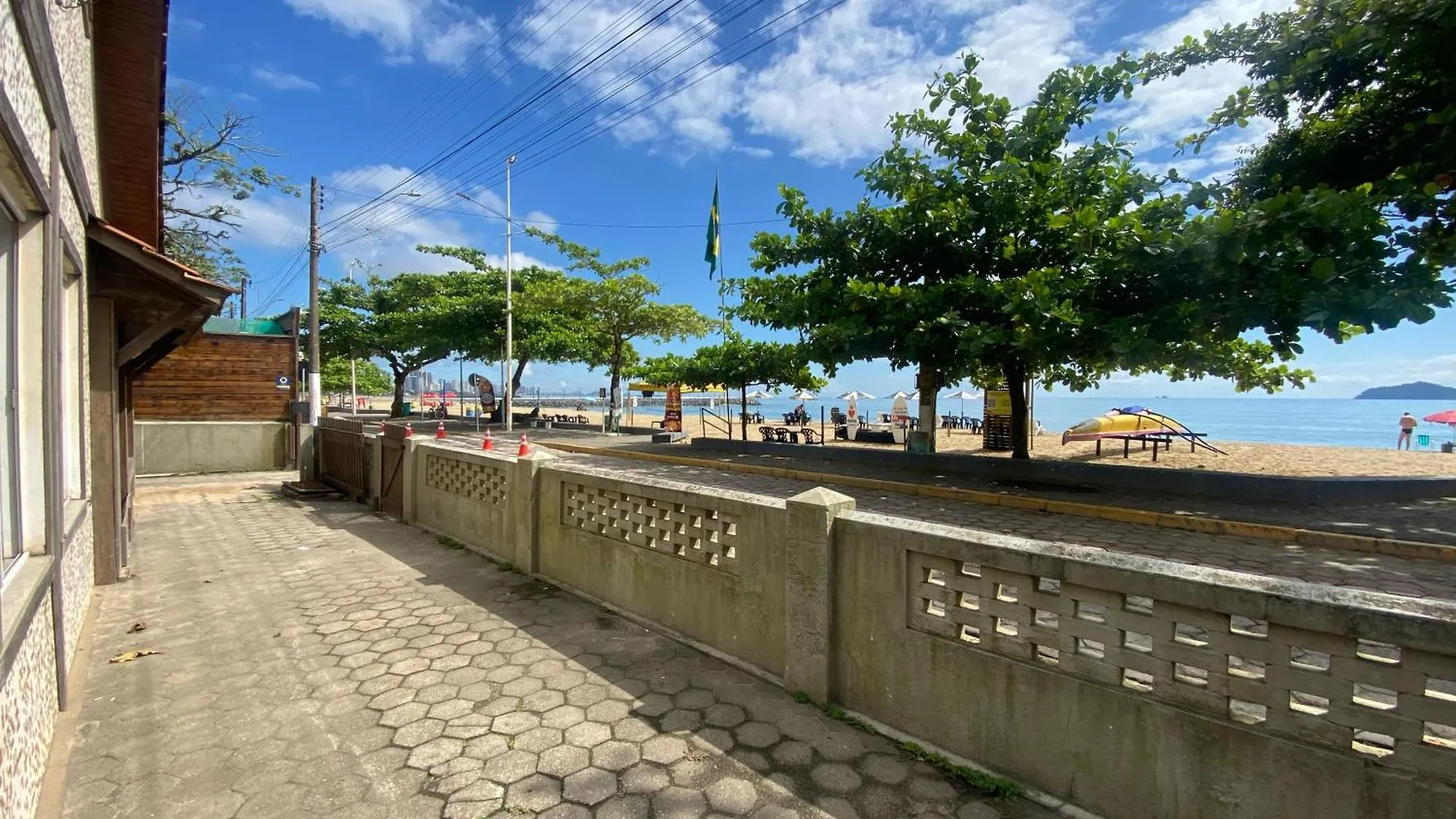 Vila Sua Casa Pe Na Areia Piçarras Brazílie
